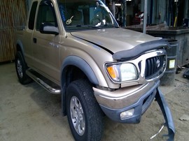 2004 TOYOTA TACOMA, GOLD, SR5 MODEL, PRE-RUNNER, EXTD CAB, 2.7L, AT. 2WD